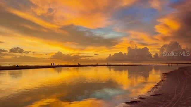 Image No.16-3 Bed Property for sale