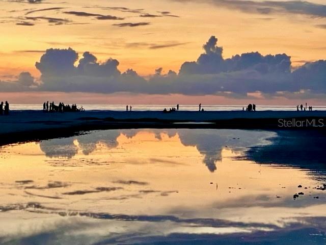 Image No.19-3 Bed Property for sale