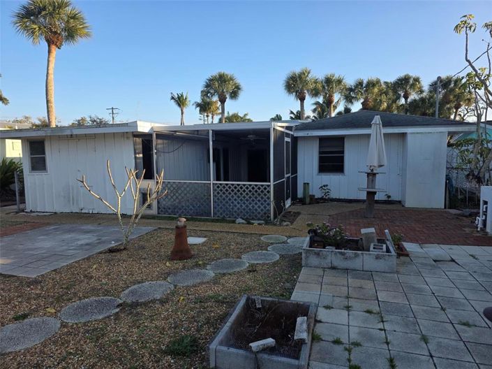 Image No.9-3 Bed Property for sale