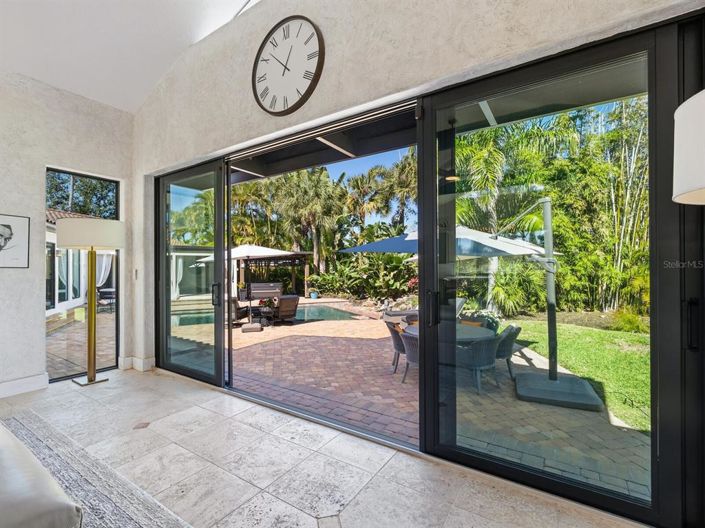 Image No.23-4 Bed Property for sale