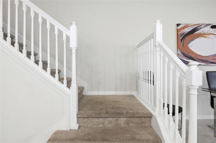 Image No.18-5 Bed Townhouse for sale