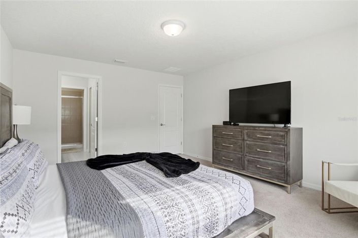 Image No.22-5 Bed Townhouse for sale