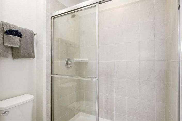 Image No.24-5 Bed Townhouse for sale