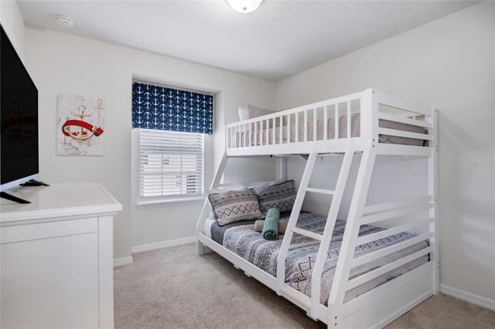 Image No.27-5 Bed Townhouse for sale