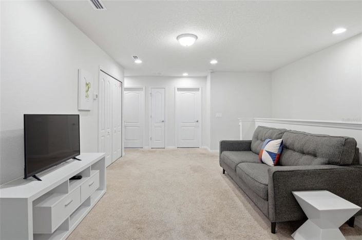 Image No.31-5 Bed Townhouse for sale