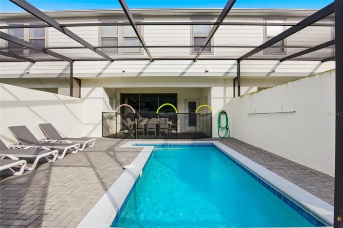 Image No.35-5 Bed Townhouse for sale