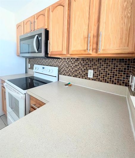 Image No.6-3 Bed Townhouse for sale