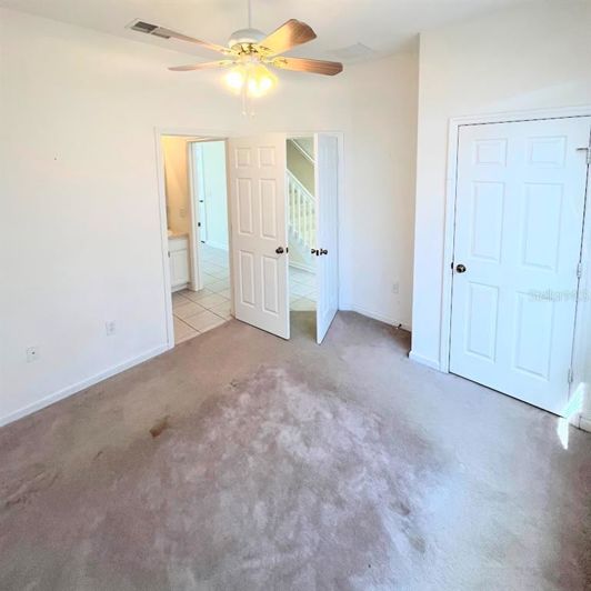 Image No.8-3 Bed Townhouse for sale