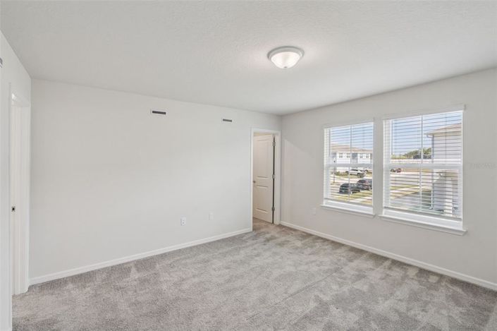 Image No.12-3 Bed Townhouse for sale