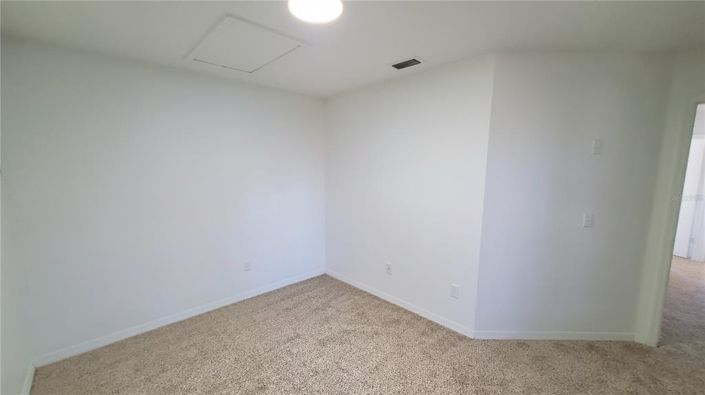 Image No.20-4 Bed Townhouse for sale