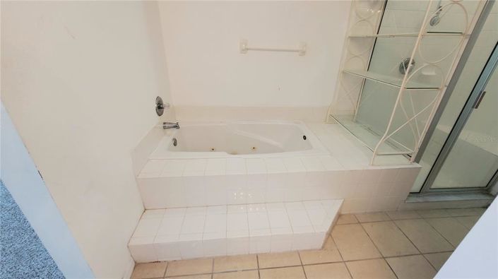 Image No.27-4 Bed Townhouse for sale