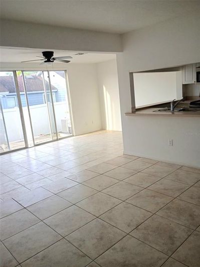 Image No.8-4 Bed Townhouse for sale