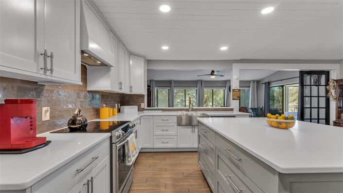 Image No.19-3 Bed Property for sale