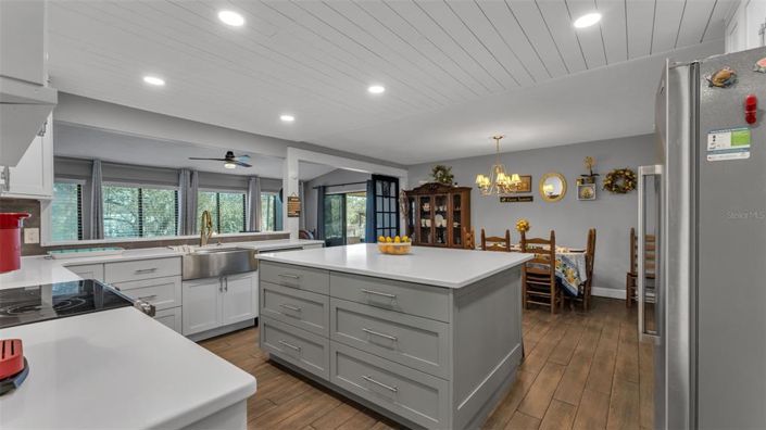 Image No.20-3 Bed Property for sale