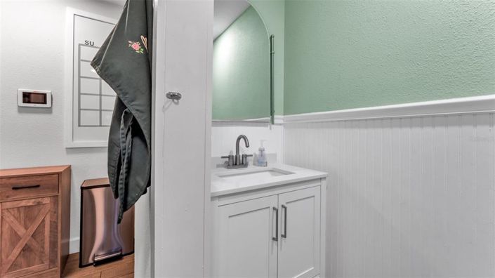 Image No.28-3 Bed Property for sale