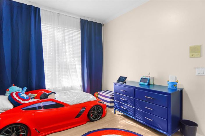 Image No.31-5 Bed Property for sale