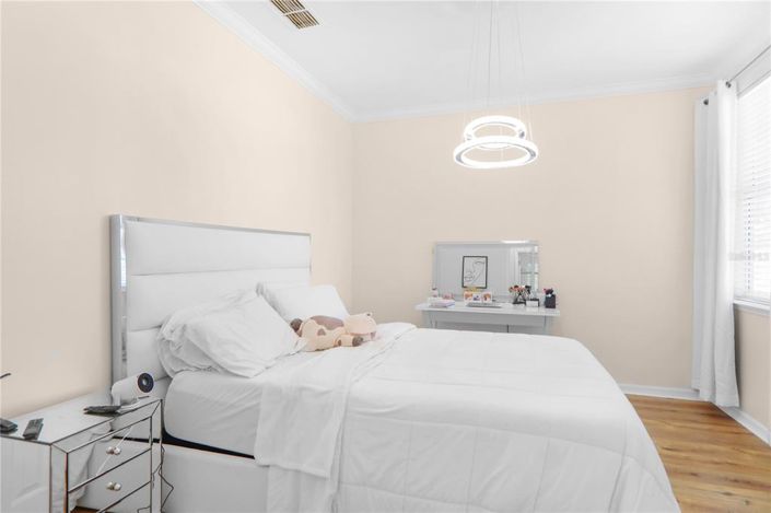 Image No.39-5 Bed Property for sale