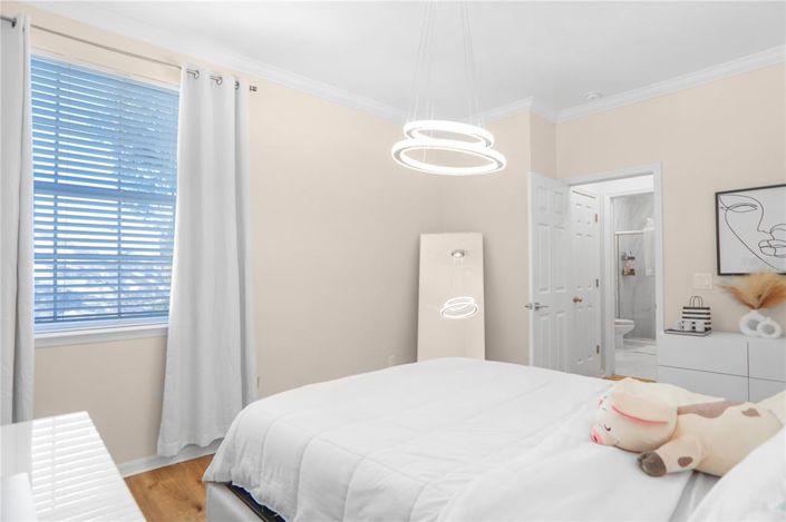 Image No.41-5 Bed Property for sale