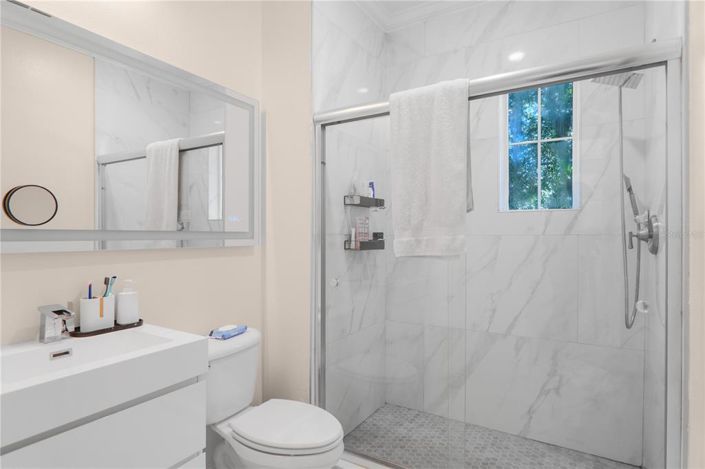 Image No.42-5 Bed Property for sale