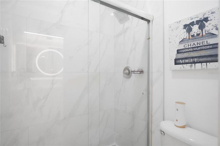 Image No.48-5 Bed Property for sale