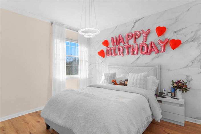 Image No.51-5 Bed Property for sale