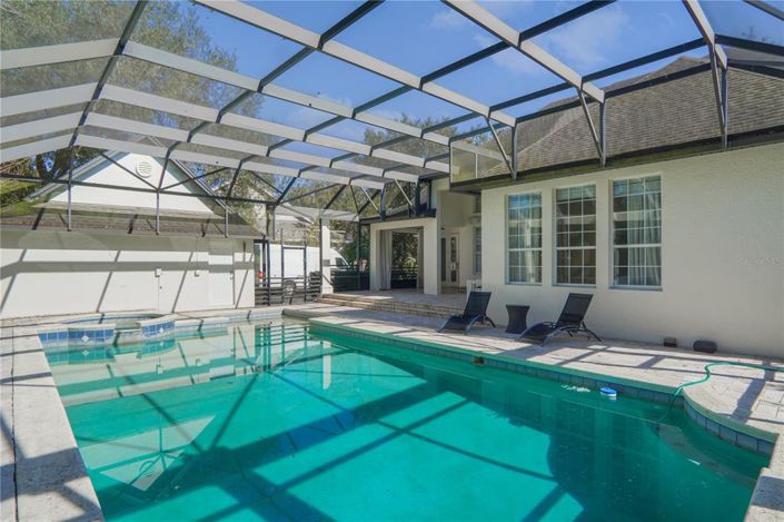 Image No.57-5 Bed Property for sale