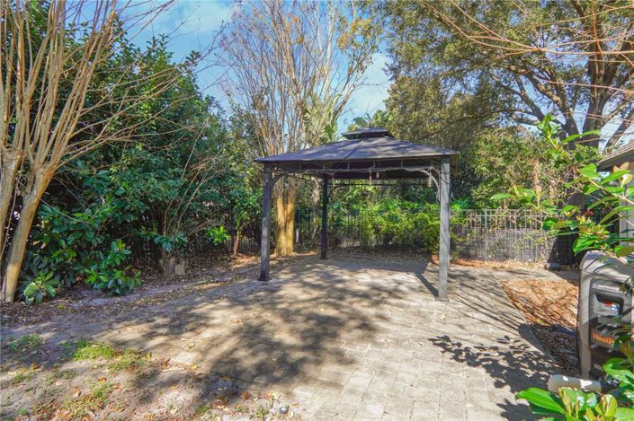 Image No.58-5 Bed Property for sale