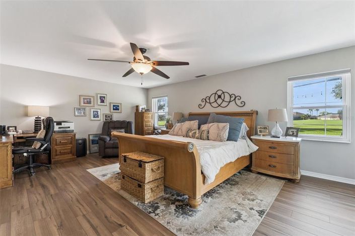 Image No.24-4 Bed Property for sale