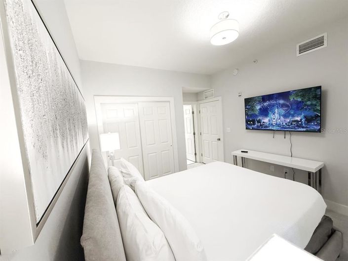 Image No.8-3 Bed Property for sale