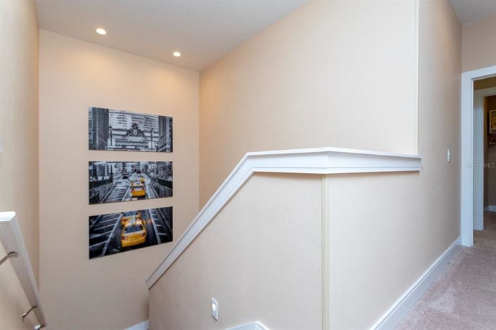 Image No.23-4 Bed Townhouse for sale