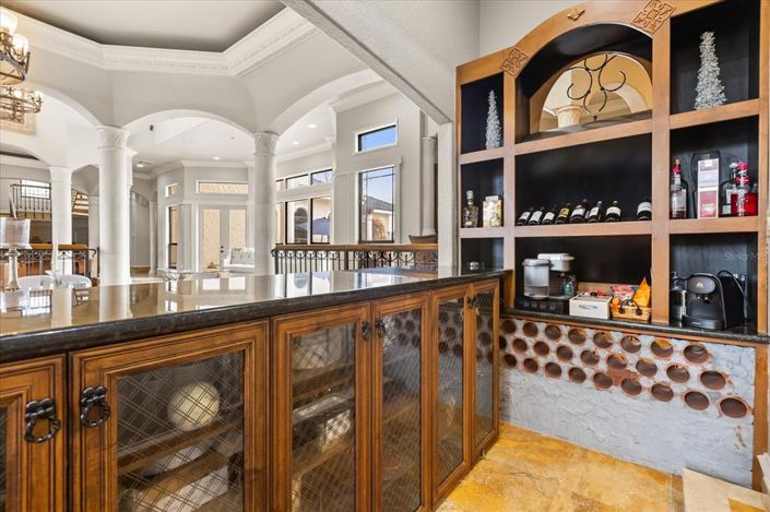 Image No.18-5 Bed Property for sale