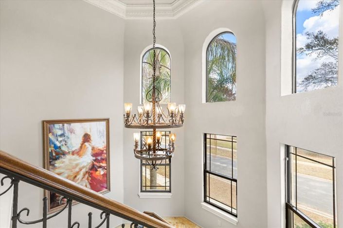 Image No.35-5 Bed Property for sale