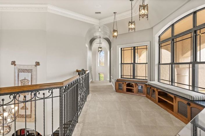 Image No.51-5 Bed Property for sale