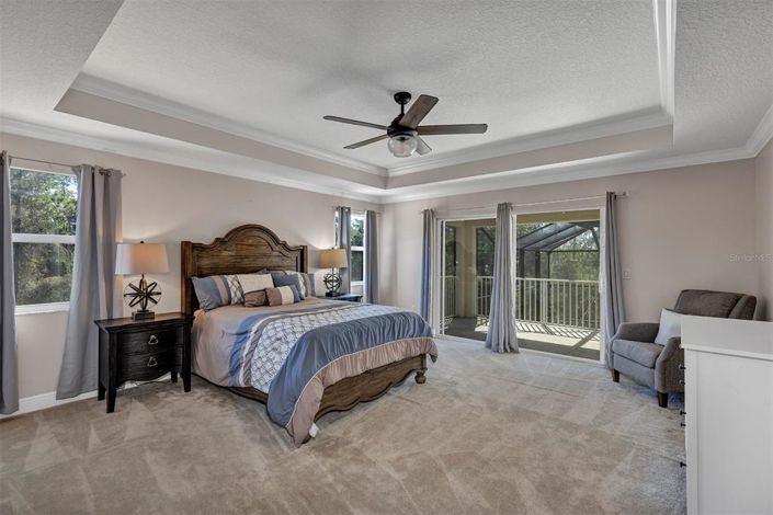 Image No.23-6 Bed Property for sale