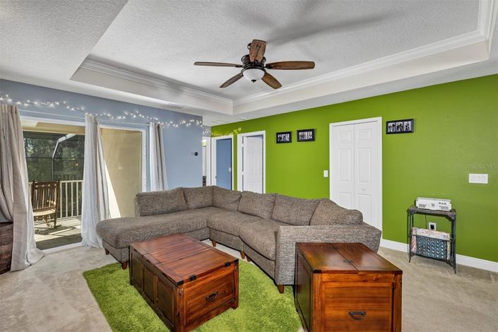 Image No.31-6 Bed Property for sale