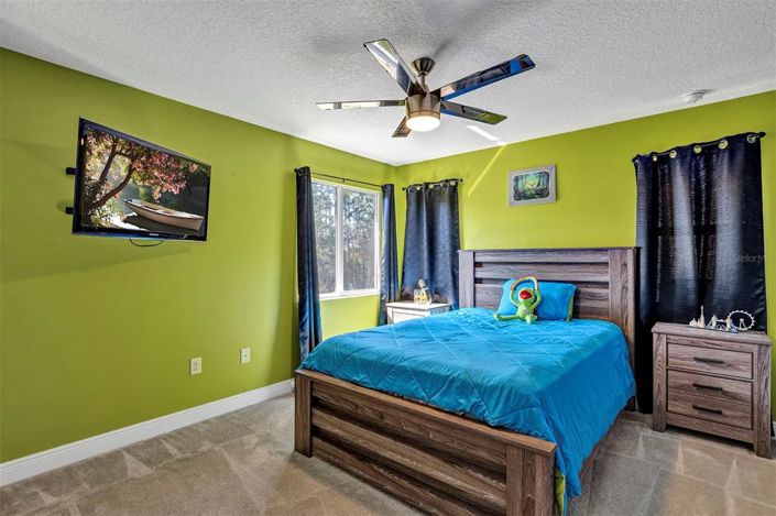 Image No.36-6 Bed Property for sale