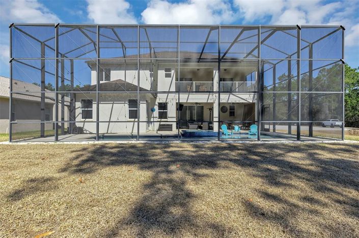 Image No.52-6 Bed Property for sale