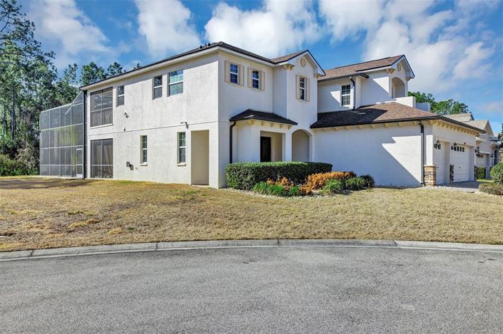 Image No.54-6 Bed Property for sale