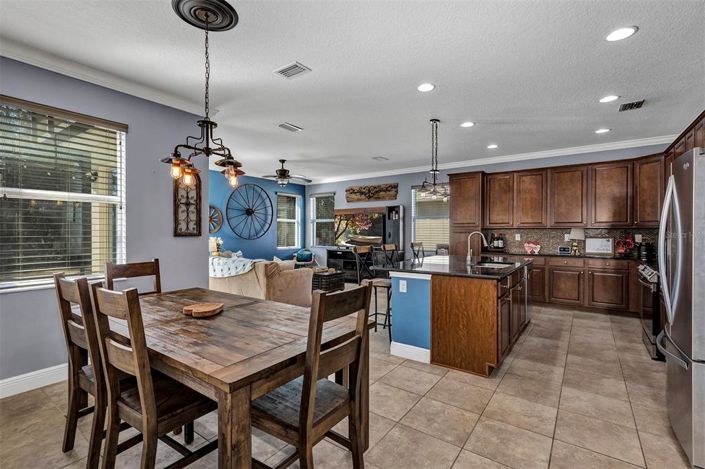 Image No.7-6 Bed Property for sale