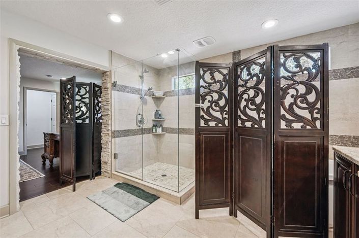 Image No.33-4 Bed Property for sale