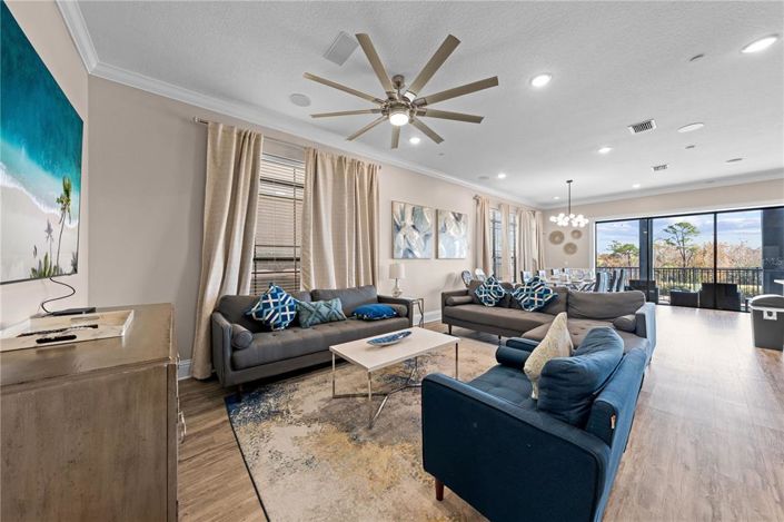 Image No.21-5 Bed Property for sale