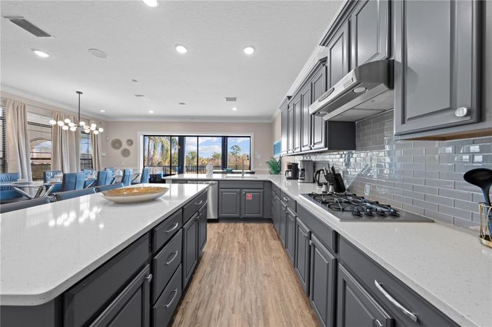 Image No.36-5 Bed Property for sale