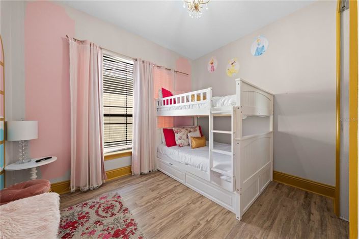 Image No.51-5 Bed Property for sale