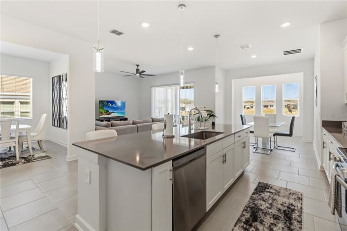 Image No.11-Propriété de 4 chambres à vendre à Davenport