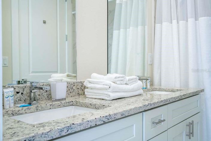 Image No.16-3 Bed Townhouse for sale