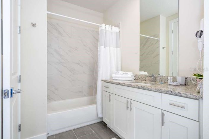 Image No.20-3 Bed Townhouse for sale