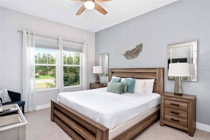 Image No.25-3 Bed Townhouse for sale