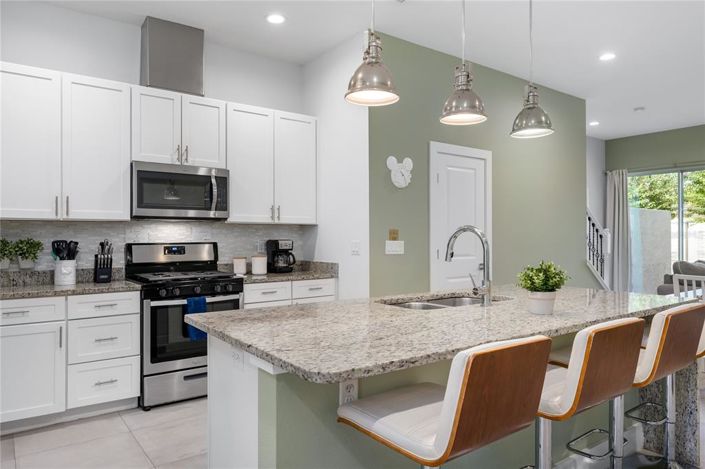 Image No.9-3 Bed Townhouse for sale