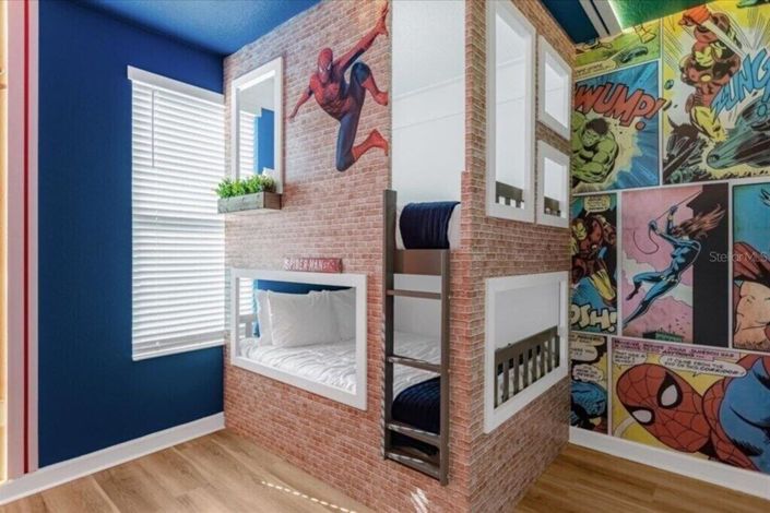 Image No.38-6 Bed Property for sale