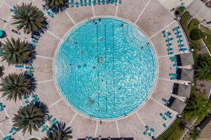 Image No.56-6 Bed Property for sale